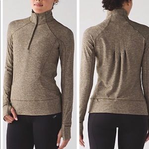 Lululemon Rush hour 1/2 zip sz 4